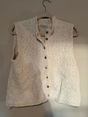VUC Erik Stewart Cream Knit Button-Up Sweater Vest- Size L